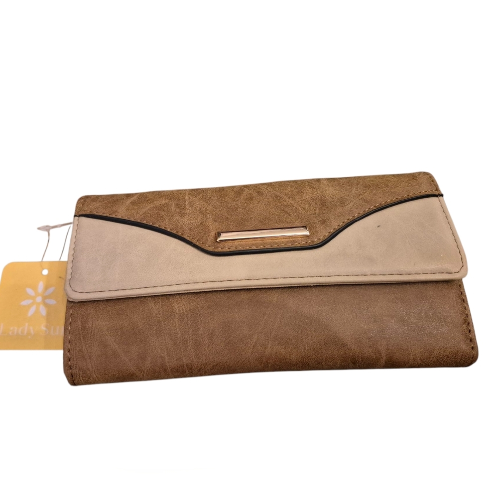 Elegant Brown and Cream Wallet
